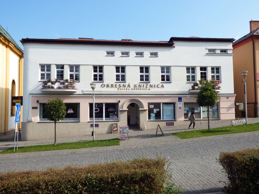Okresná knižnica Dávida Gutgesela